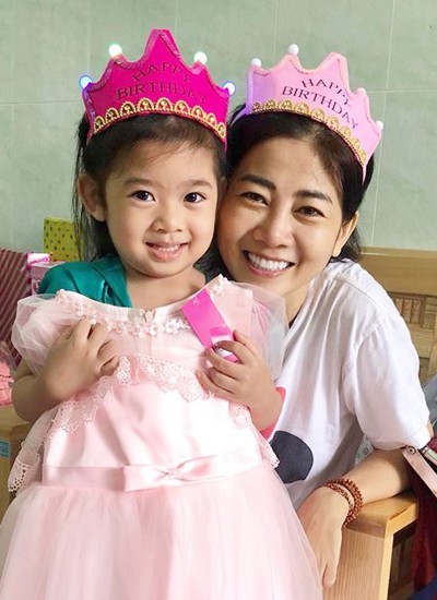 Xúc động con gái Mai Phương cầu nguyên cho mẹ mau khỏi bệnh - ảnh 4