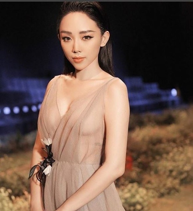 Lại nóng vụ hở bạo trong MV mới của Tóc Tiên - ảnh 13