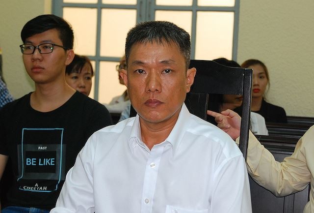 Showbiz 1/2: Chi Pu được cầu thủ Phan Văn Đức cầu hôn? - ảnh 5