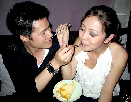 Những 'bóng hồng' từng gắn bó với ca sĩ Quang Dũng - ảnh 7