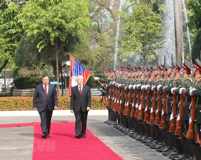 Hình ảnh lễ đón và hội đàm giữa lãnh đạo hai nước Việt Nam-Lào - ảnh 3