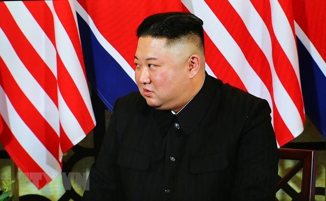 Buổi gặp đầu tiên của ông Trump và ông Kim diễn ra thế nào? - ảnh 9