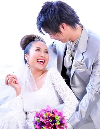 Ảnh cưới của vợ chồng Ốc Thanh Vân cách đây hơn 1 thập kỉ gây 'sốt' - ảnh 9