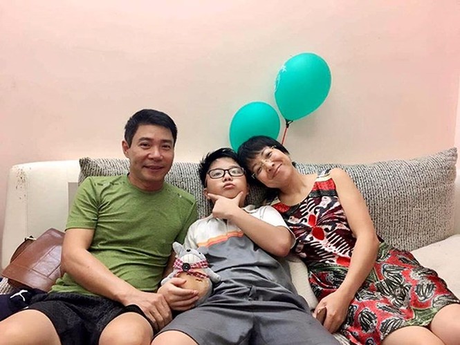 Showbiz 20/3: Gia Bảo nhận đạp vợ cũ chỉ vì mang sai giày cho anh - ảnh 2