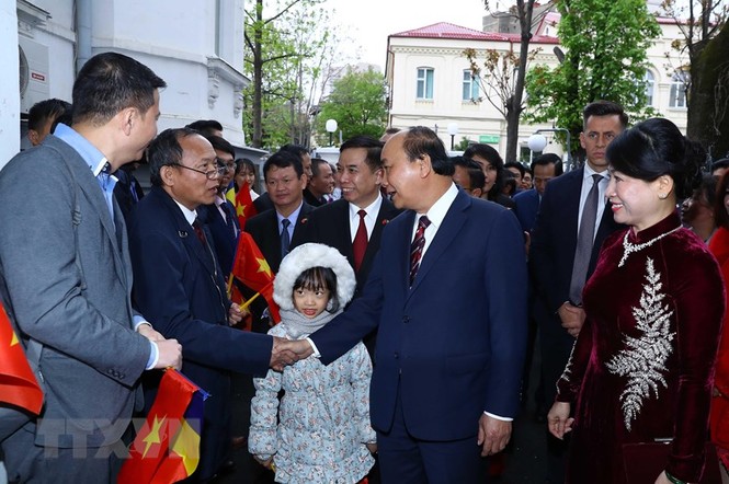 Hình ảnh hoạt động của Thủ tướng Nguyễn Xuân Phúc tại Romania - ảnh 7