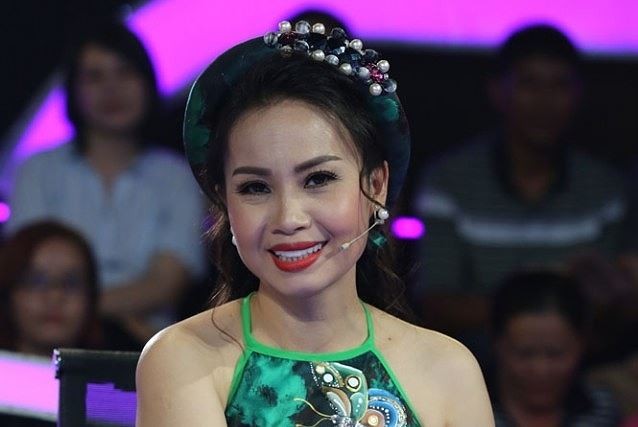 Showbiz 22/6: Bất ngờ với nghề nghiệp của vợ MC Lại Văn Sâm - ảnh 6