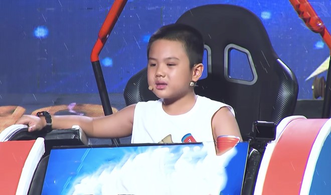 'Thần đồng' 7 tuổi từ chối 50 triệu đồng, chỉ cần chữ kí Trấn Thành - ảnh 2