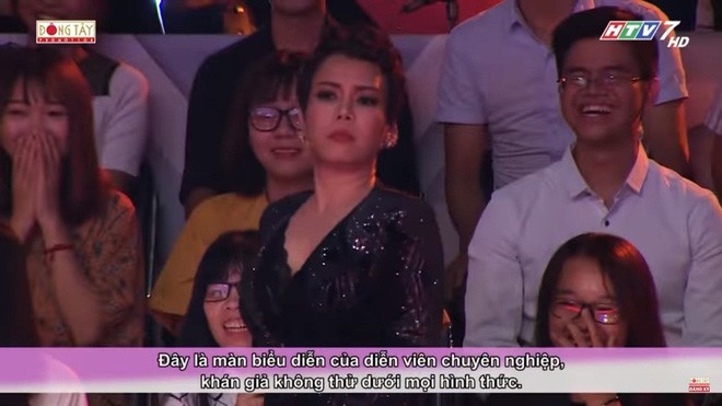 Tiết mục dùng móc sắt xuyên mũi, nuốt rắn rùng rợn khiến Trấn Thành 'khấn lạy' - ảnh 6