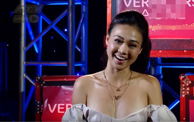 Người đẹp Như Trần bị chỉ trích vì mặc hớ hênh suýt lộ ngực trên truyền hình HTV - ảnh 3