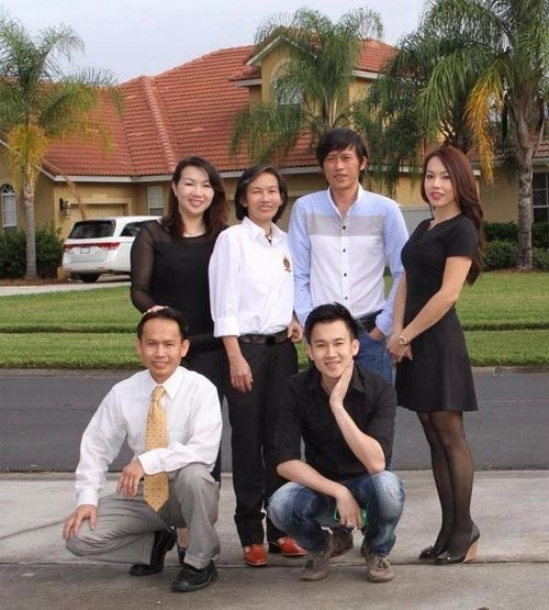 Nhan sắc xinh đẹp và thông tin ít người biết về em gái ruột Hoài Linh - ảnh 1