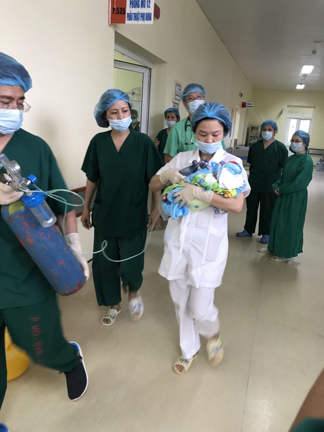 Ca mổ đẻ đặc biệt cho sản phụ ung thư giai đoạn cuối - ảnh 1