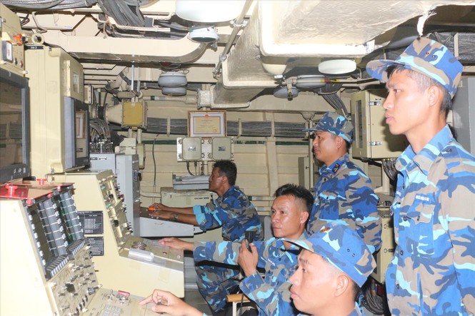 Những tài năng khoác áo lính biển - ảnh 1