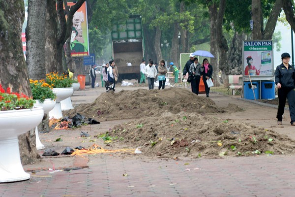 Sau lễ hội