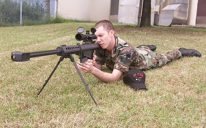 Súng ngắm Barrett, 12.7mm với tầm bắn tối đa lên đến 1.8 km