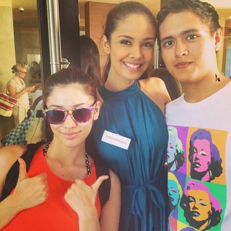 Trong đêm chung kết Miss World 2013 ở Indonesia, Lauren và em trai út - Victor Young - đã cùng có mặt để cổ vũ chị