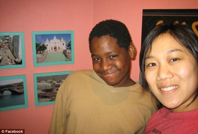 Priscilla Chan năm 2007 khi cô đang là giáo viên trường Harker