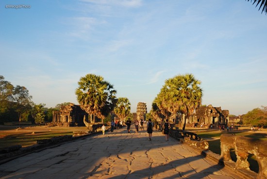 Lối vào khu đền