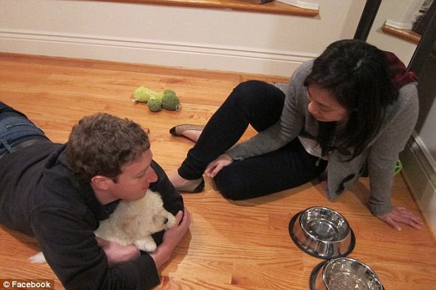Priscilla Chan chuyển tới sống chung với Mark Zuckerberg từ năm 2010