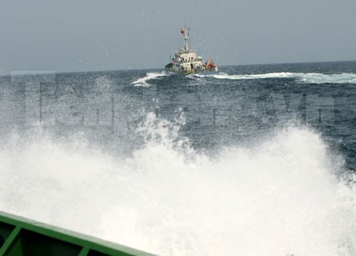 Tàu tuần tra của Vùng Cảnh sát Biển 1 (Cảnh sát Biển Việt Nam) tuần tra, kiểm soát địa phận Vịnh Bắc Bộ trên Biển Đông