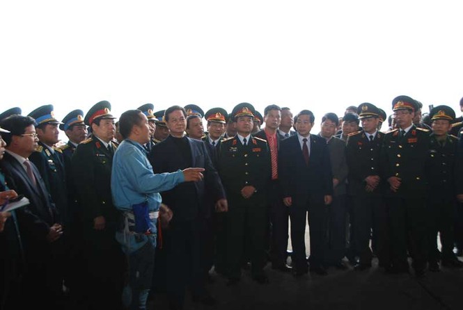 Ngày 26-1-2013 Thủ tướng Nguyễn Tấn Dũng đến thăm và làm việc với Đoàn không quân Yên Thế