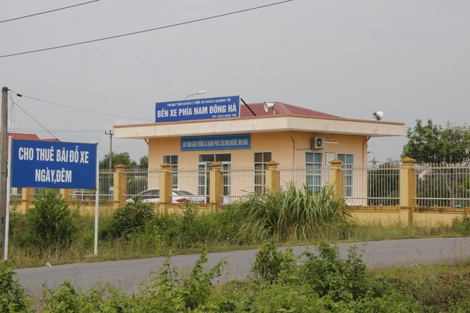 Cận cảnh bến xe bạc tỷ không một bóng người, bóng xe - ảnh 5