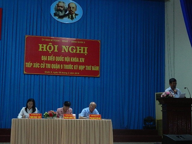 Cử tri TPHCM: Nhiều cán bộ ra mộ chị Võ Thị Sáu cầu chức quyền - ảnh 1