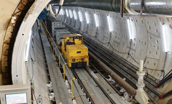 Công an đang làm rõ vụ “bào” tường vây metro Sài Gòn - ảnh 2