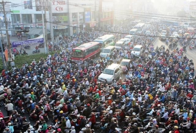 Đề xuất cấm xe máy vào trung tâm TPHCM từ năm 2030 - ảnh 3
