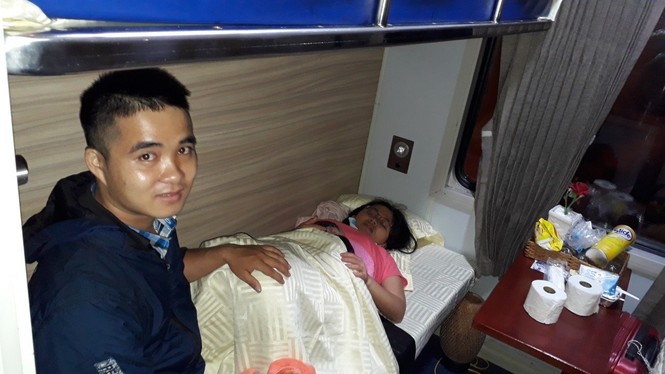 Về quê nghỉ lễ, hành khách sinh con trên tàu Thống Nhất - ảnh 1