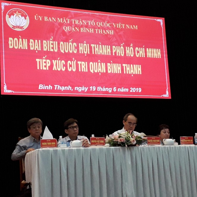 Cử tri TPHCM tranh cãi quyết liệt về ông Đoàn Ngọc Hải - ảnh 1