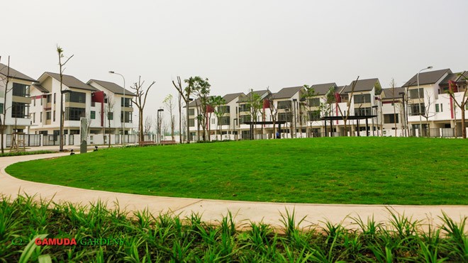 Tặng xe Vespa cho khách hàng mua biệt thự Gamuda Gardens - ảnh 3