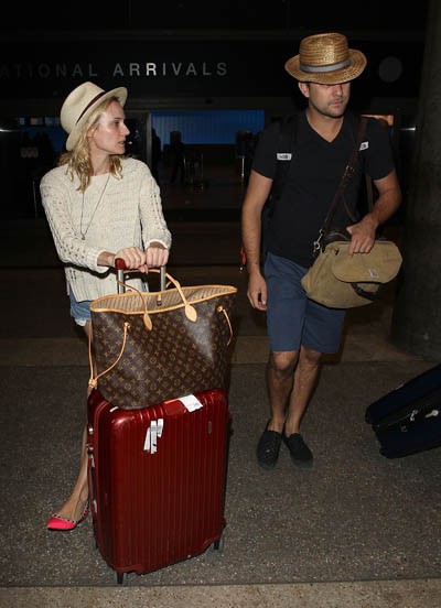 Rimowa Bossa nova – vali mùa World cup - ảnh 3