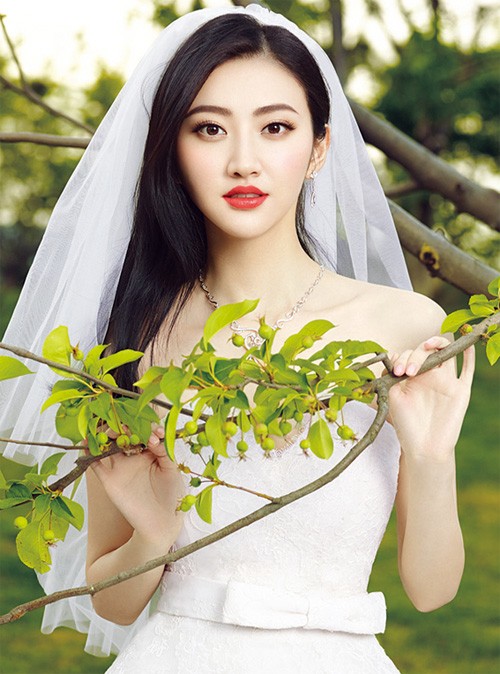 Triệu Lệ Dĩnh, Cảnh Điềm đọ vẻ đẹp tân nương - ảnh 1