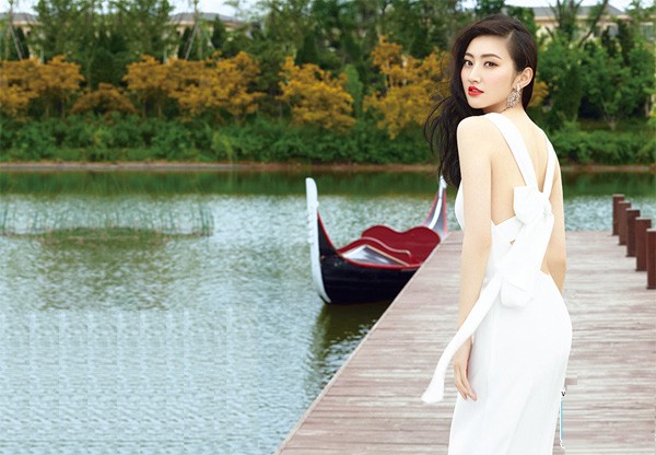 Triệu Lệ Dĩnh, Cảnh Điềm đọ vẻ đẹp tân nương - ảnh 4
