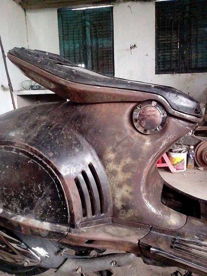 Siêu phẩm Vespa 946 tự chế gây sốt cư dân mạng - ảnh 2