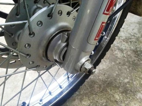 Cận cảnh Suzuki “Xì-po” một thời đình đám - ảnh 6