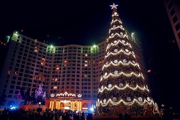 Những địa điểm chụp ảnh Noel hoành tráng ở Hà Nội - ảnh 3