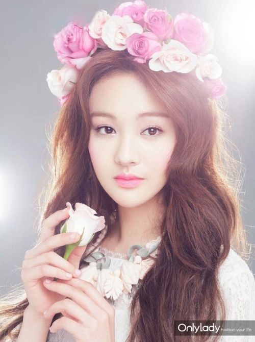 Ảnh thời thơ ấu của 20 mỹ nhân hot nhất Hoa ngữ - ảnh 16
