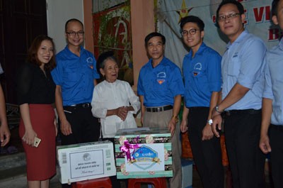 Nước tinh khiết về với học sinh nghèo tại Hà Tĩnh - ảnh 2