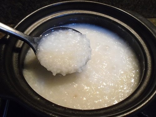 Muốn con thông minh: Mẹ năng nấu cháo bí đỏ - ảnh 1