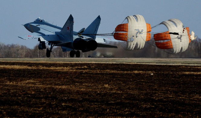 MiG-31BM - chim sắt đánh chặn hiện đại của Nga - ảnh 5