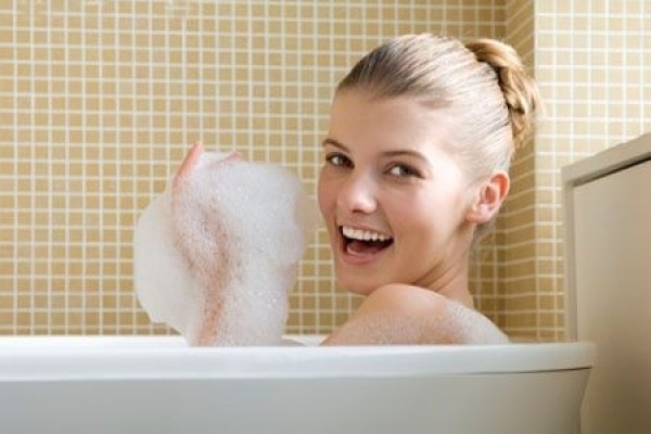 Những nguyên tắc tối kỵ khi tắm vào mùa lạnh - ảnh 1