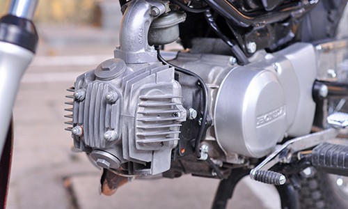 Tròn mắt với Honda Win 100 độ về 'zin' của tay chơi Hà thành - ảnh 2