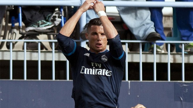 Ronaldo khoe cơ bắp và tuyên bố 'không cần ngày nghỉ' - ảnh 4