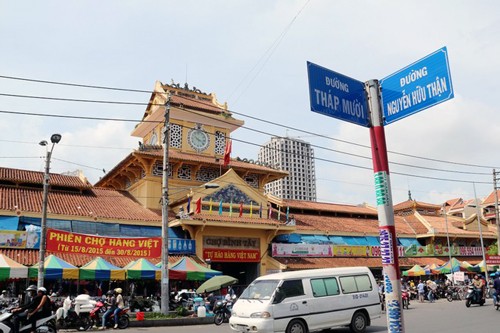 Người vô gia cư thành ông chủ khu chợ lớn nhất Sài Gòn - ảnh 2