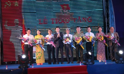 Tỉnh đoàn Bình Định đón nhận Huân chương Lao động hạng Nhất - ảnh 3