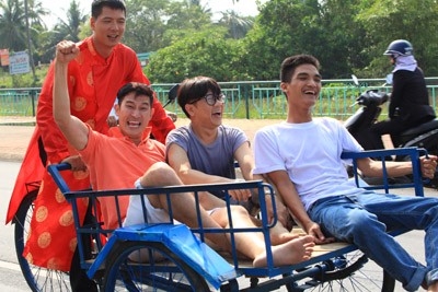 Công Vinh ủng hộ vợ trong đêm ra mắt phim đầu tay - ảnh 3