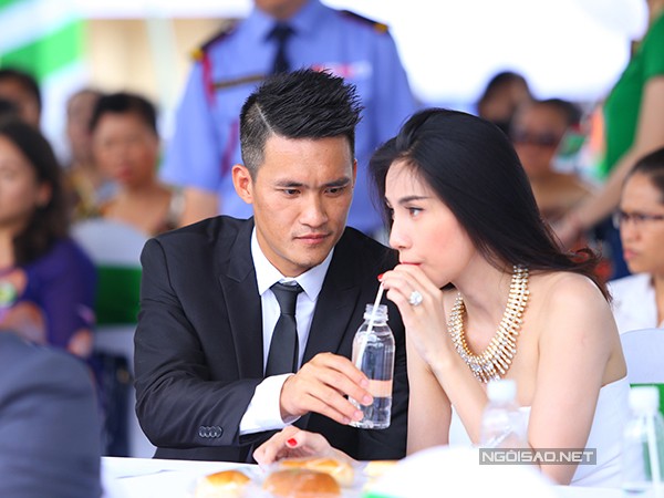 Thủy Tiên: 'Tôi không bao giờ 'giật dây' Công Vinh' - ảnh 2