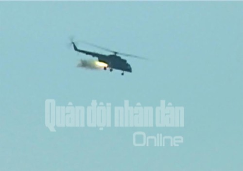 Mục kích 'hổ mang chúa' Su-30 diễn tập tiêu diệt mục tiêu - ảnh 8