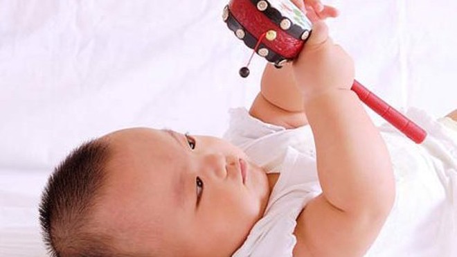 5 hành động đáng yêu của bé bị hiểu lầm là bất thường - ảnh 1
